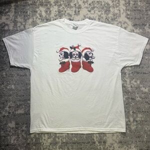 Women’s Vintage Cute Christmas Puppies Holiday Heavyweight Graphic Tee